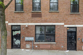 131 Stanhope St in Brooklyn, NY - Building Photo - Building Photo