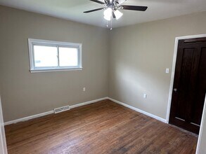 505 W 52nd St in Ashtabula, OH - Building Photo - Building Photo