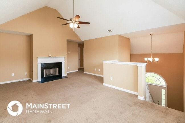 2051 Registry Ct in Hampton, GA - Building Photo - Building Photo