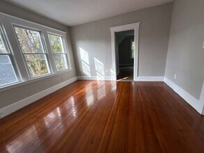 83 Judson Ave, Unit 2 in New Haven, CT - Building Photo - Building Photo