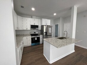 804 Bender St SW in Atlanta, GA - Building Photo - Building Photo