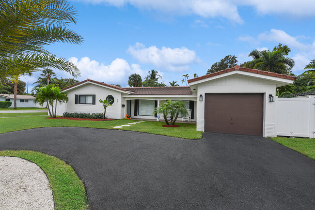 700 SW 4th St in Boca Raton, FL - Building Photo - Building Photo