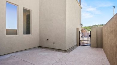 1601 Golden Gate Wy in Tubac, AZ - Building Photo - Building Photo