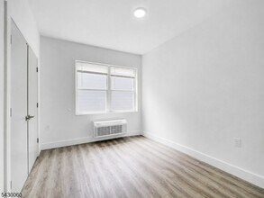 1133-1133Stuyvesant Stuyvesant Ave. in Irvington, NJ - Building Photo - Building Photo