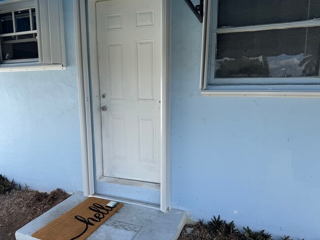 2635 NW 205th St in Miami Gardens, FL - Building Photo - Building Photo