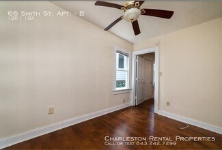 66 Smith St in Charleston, SC - Building Photo - Building Photo