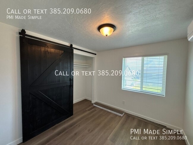 property at 1717 S Longview Rd