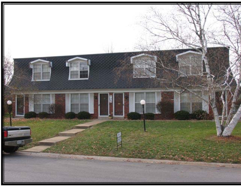 Fairwood West Apartments in O'Fallon, IL - Building Photo