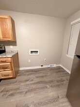 3203 Island Rd in Bristol, VA - Foto de edificio - Building Photo