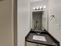 2056 Ballston Pl photo'