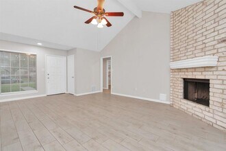 1102 Comstock Springs Dr in Katy, TX - Building Photo - Building Photo