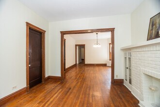 1451 W Thome Ave in Chicago, IL - Building Photo - Building Photo