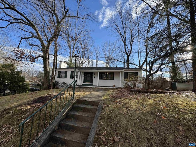 600 Shamrock Rd in Charlottesville, VA - Building Photo - Building Photo