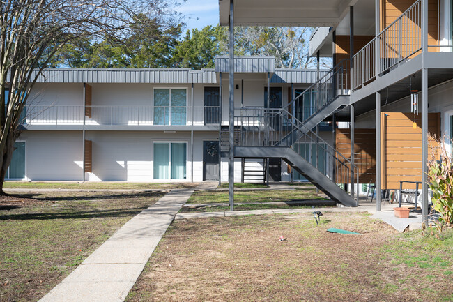 Governors Parc Apartments in Montgomery, AL - Foto de edificio - Building Photo