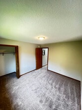 703 11th Avenue B Ct in Silvis, IL - Building Photo - Building Photo
