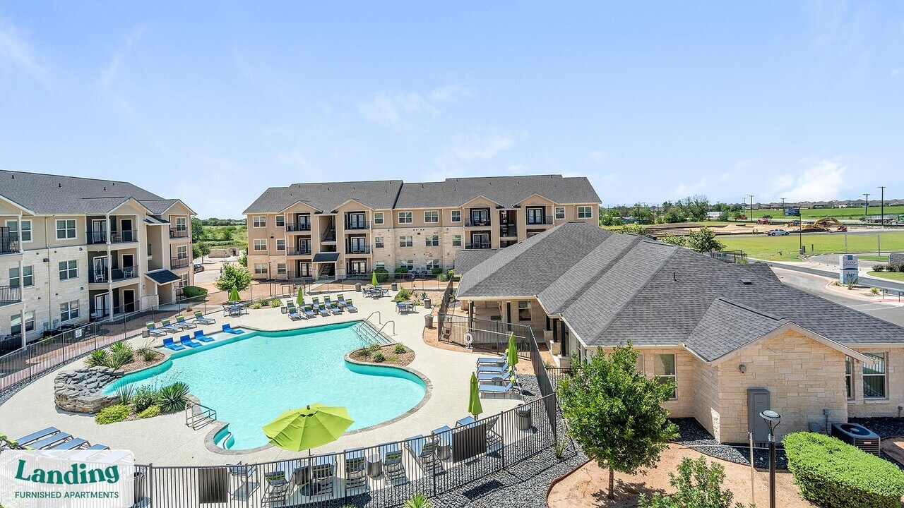 1767 TX-46 in New Braunfels, TX - Building Photo