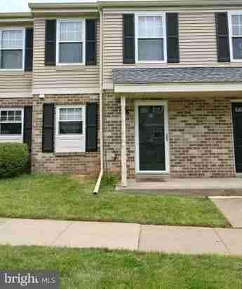 property at 38 Barclay Ct