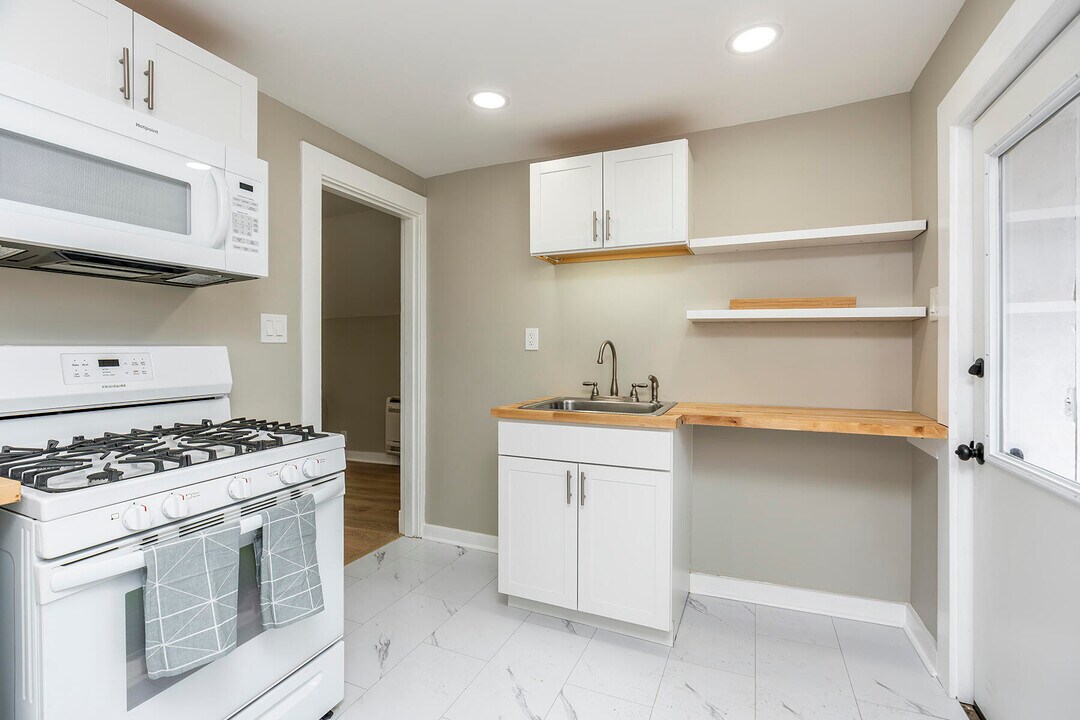161 Preston Ave, Unit 3 in Lexington, KY - Building Photo