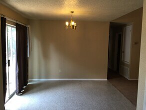 11343 Fish Springs Dr in San Antonio, TX - Building Photo - Building Photo
