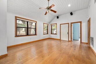 1811 Waterston Ave in Austin, TX - Building Photo - Building Photo