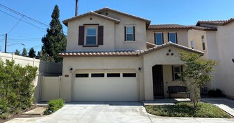 14948 Texaco Ave in Paramount, CA - Building Photo