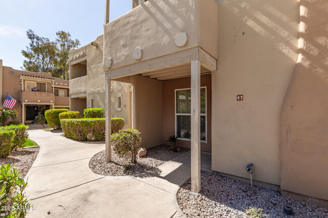 1425 E Desert Cove Ave in Phoenix, AZ - Building Photo - Building Photo