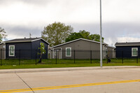 The Cottages by Siena Francis House in Omaha, NE - Foto de edificio - Building Photo