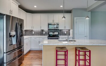 3813 Dr Walter S Davis Blvd in Nashville, TN - Foto de edificio - Building Photo