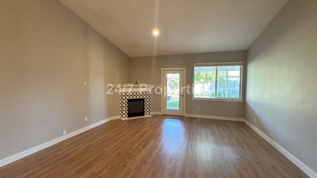 13652 Garden Meadow Dr in Oregon City, OR - Building Photo - Building Photo