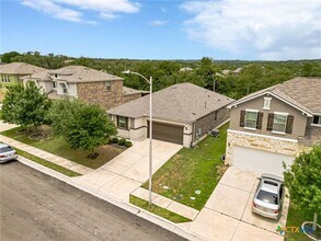 124 Mary Max Cir in San Marcos, TX - Building Photo - Building Photo