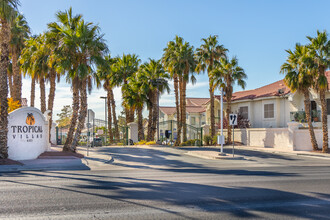 Tropical Villas in Las Vegas, NV - Building Photo - Building Photo