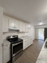 9419 Gold Dust St in San Antonio, TX - Foto de edificio - Building Photo