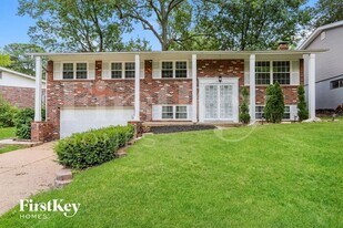 11266 Briarstone Dr in Sappington, MO - Building Photo