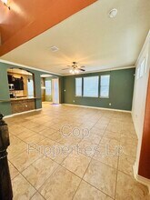 1331 Tweed Willow in San Antonio, TX - Building Photo - Building Photo