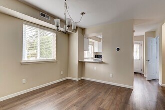30875 State Rte 20 in Oak Harbor, WA - Building Photo - Building Photo