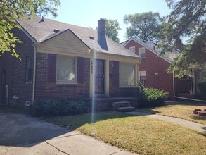 17620 Lenore Ave in Detroit, MI - Building Photo - Building Photo