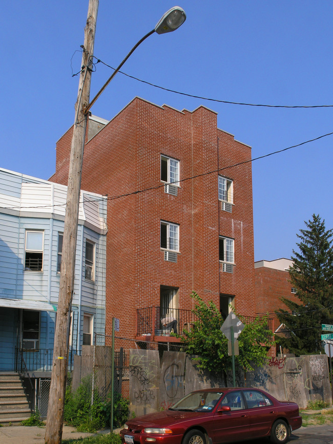 1552 Parker St in Bronx, NY - Building Photo - Building Photo