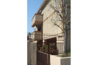 Van Nuys Apartments in Panorama City, CA - Building Photo - Building Photo