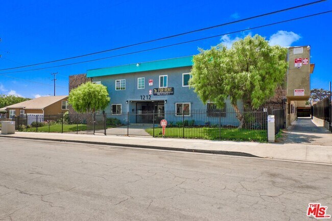 property at 1212 W 107th St