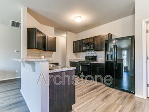 1308 Dustin Dr in Edmond, OK - Building Photo - Building Photo