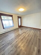 2030 Washington Ave in Northampton, PA - Building Photo - Building Photo