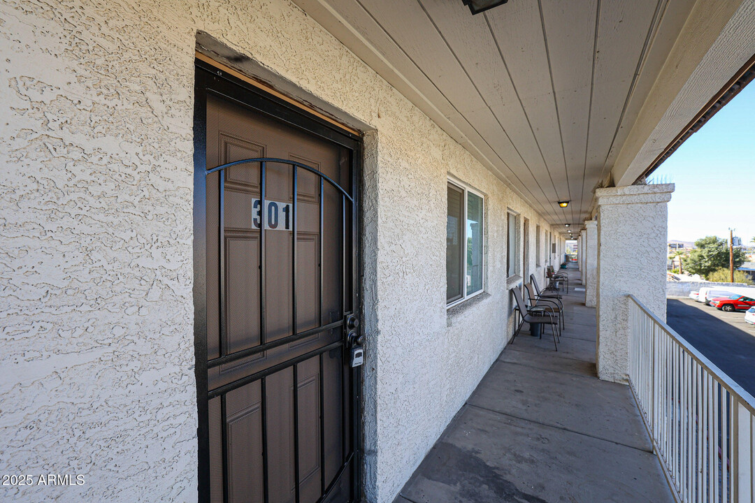 21622 N 23rd Ave in Phoenix, AZ - Building Photo