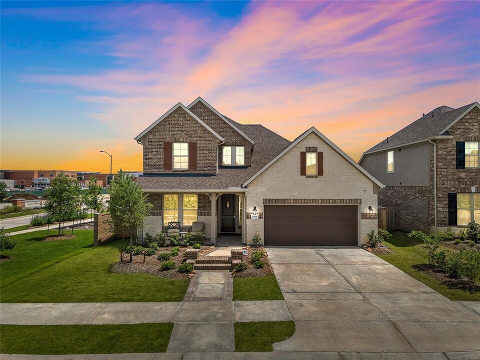 15026 Red Buckeye Dr in Cypress, TX - Foto de edificio