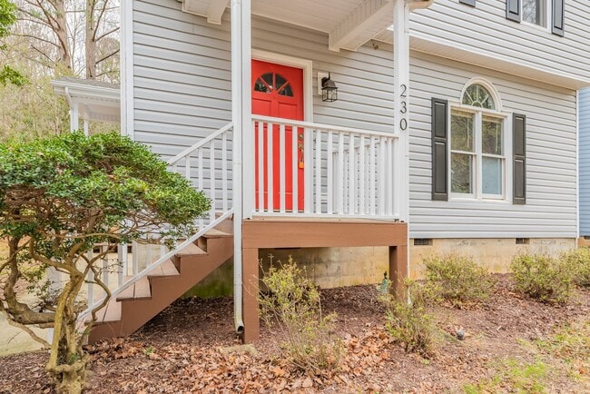 230 Forbush Mountain Dr in Chapel Hill, NC - Building Photo - Building Photo