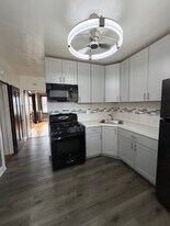 2609 N Lavergne Ave, Unit 1N in Chicago, IL - Building Photo