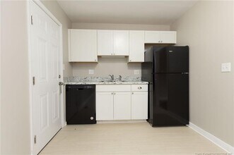 3810 E Shephard St in Fayetteville, NC - Building Photo - Building Photo