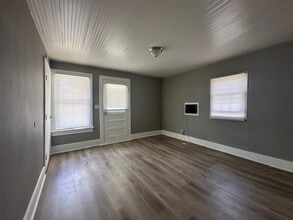 425 Hill St, Unit 425 in Asheboro, NC - Foto de edificio - Building Photo
