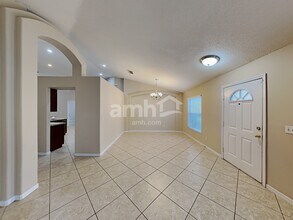 28733 Midnight Star Loop in Wesley Chapel, FL - Building Photo - Building Photo