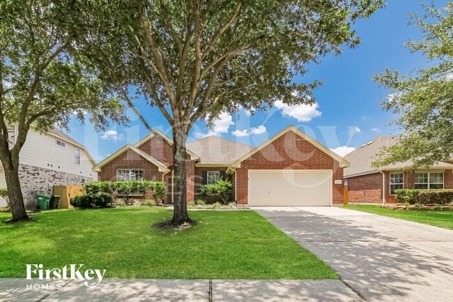 31311 Trinity Park Ln in Spring, TX - Building Photo - Building Photo