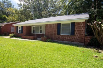 1828 Shadow Ln in Montgomery, AL - Building Photo - Building Photo